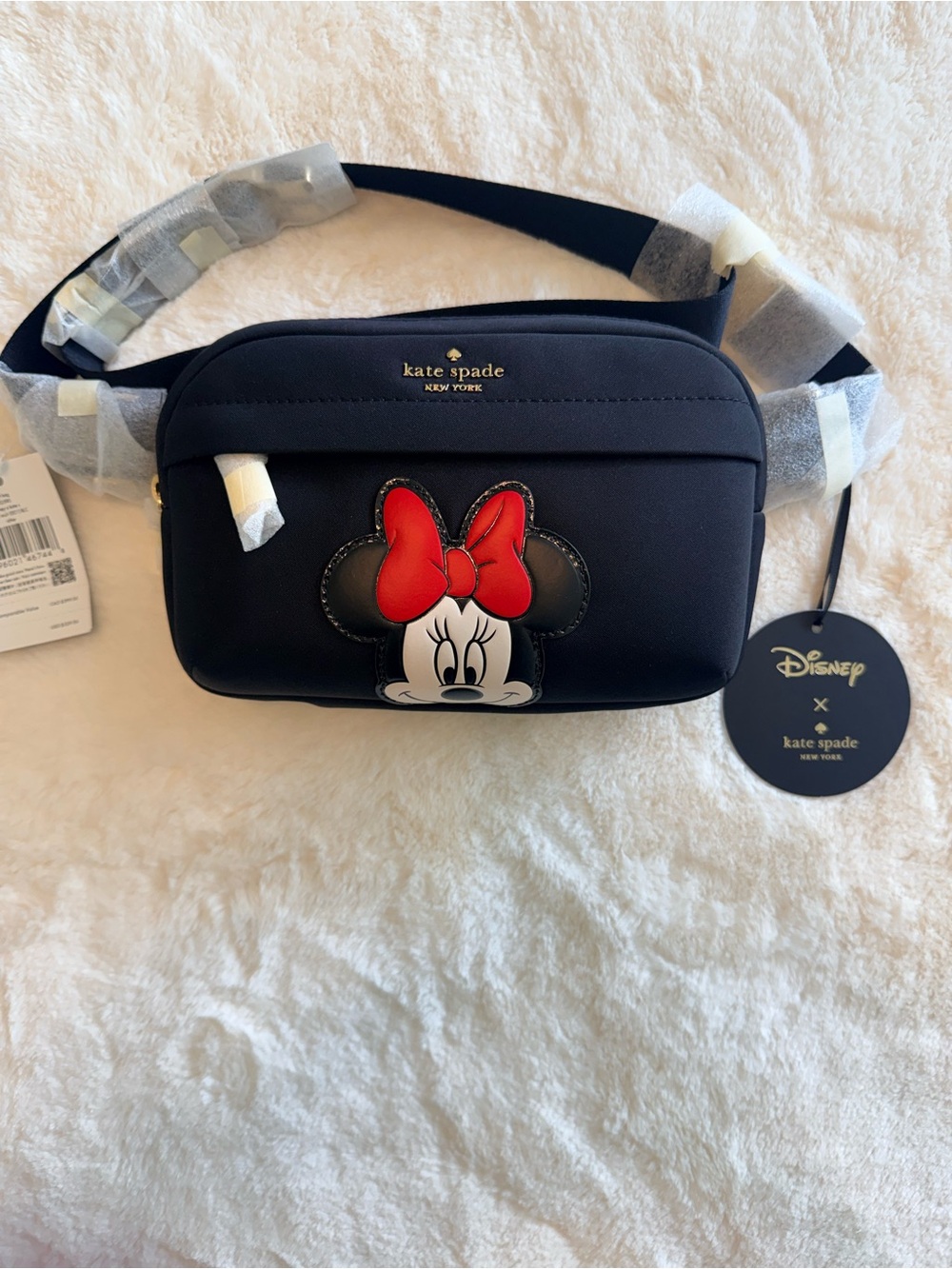 NWT kate spade X Disney Black Minnie Mouse Crossbody Belt Bag with Red Bow